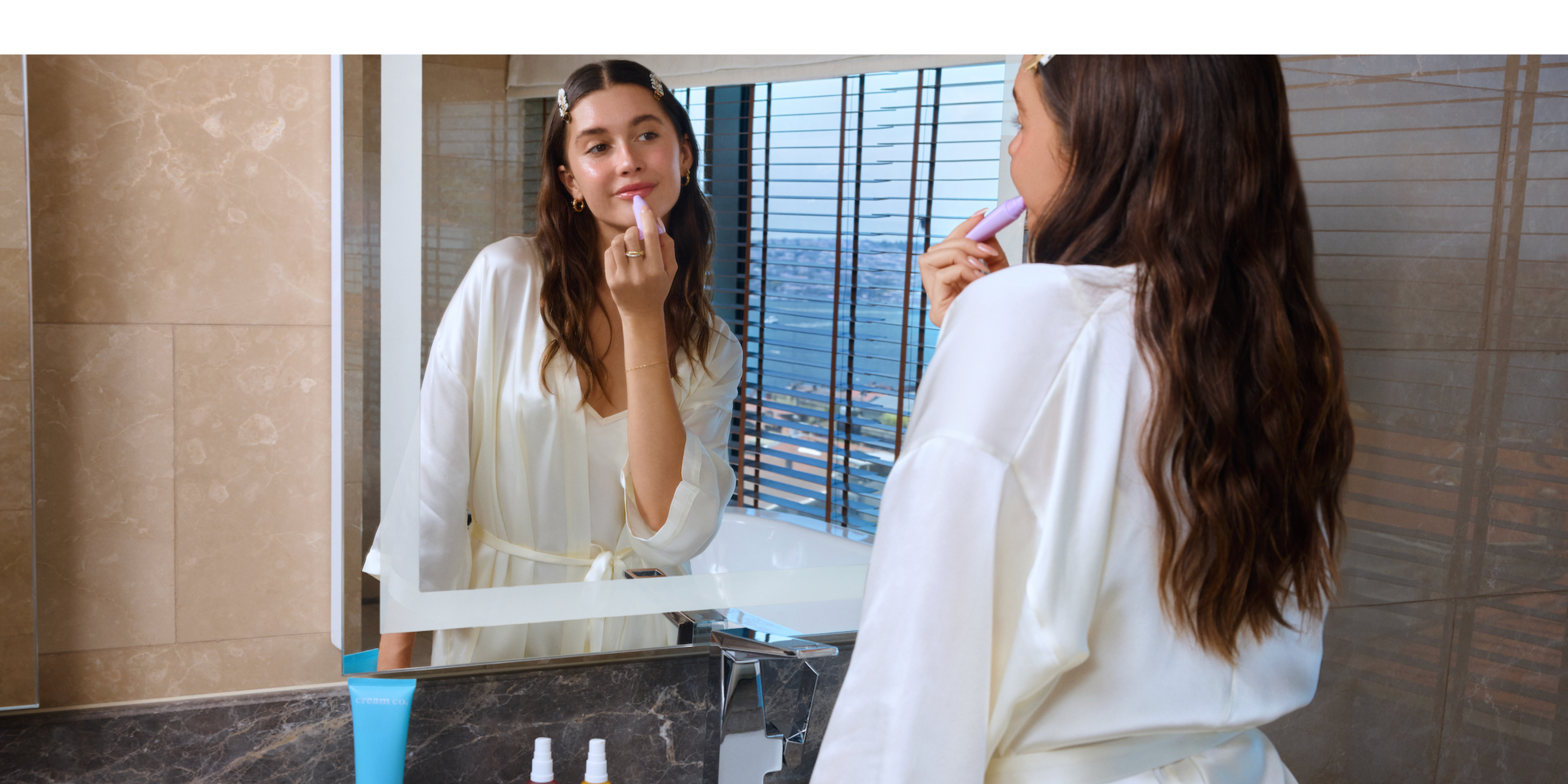 Vogue Türkiye “Beauty Secrets” — Chiara King ile Işıltılı ve Nemli Bir Cilt için Gündüz Bakım Rutini