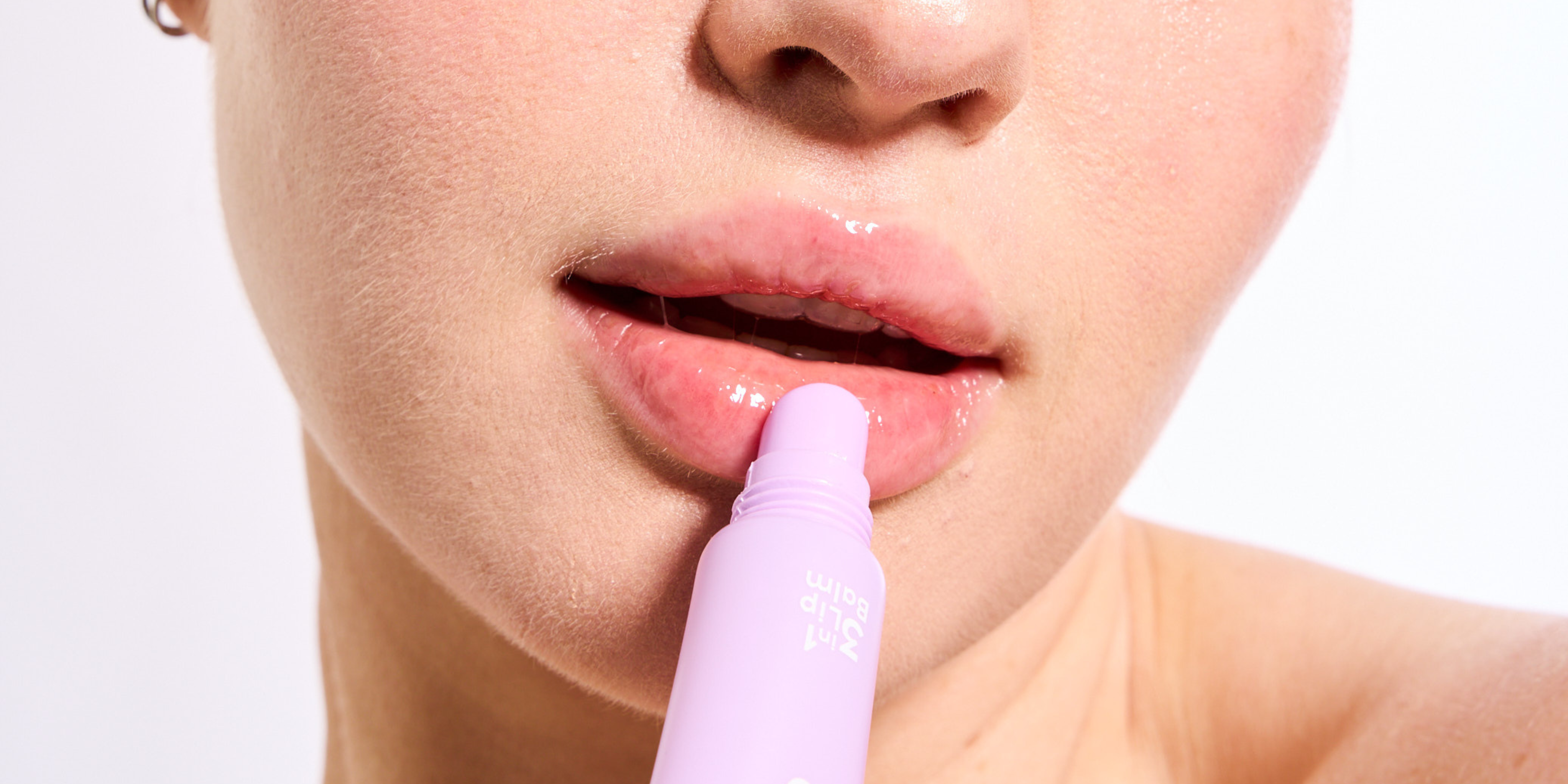 Dudak Bakımı: Bebeksi Yumuşaklık & Parlaklık